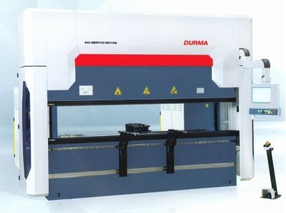 Laser a CNC ohyb Hydraulický ohraňovací lis CNC AD-S 30220
