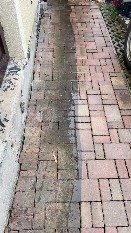 Čištění zámkové dlažby rodinného domu tlakovou vodou Čištění zámkové dlažby rodinného domu tlakovou vodou