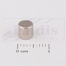 Neodymový magnet válec N35 D5x4,7mm