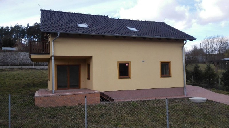 Rodinný domek Čtyřkoly montáž PVC oken s profilu VEKA