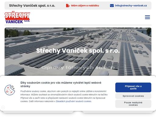 realizujeme ploché střechy, střešní světlíky, opláštění fasád průmyslových objektů, provádíme opravy fóliových střech včetně zateplení.