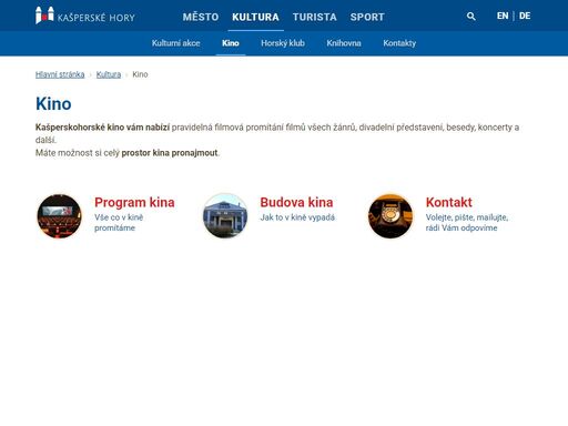 promítání filmů, koncerty a divadelní představení