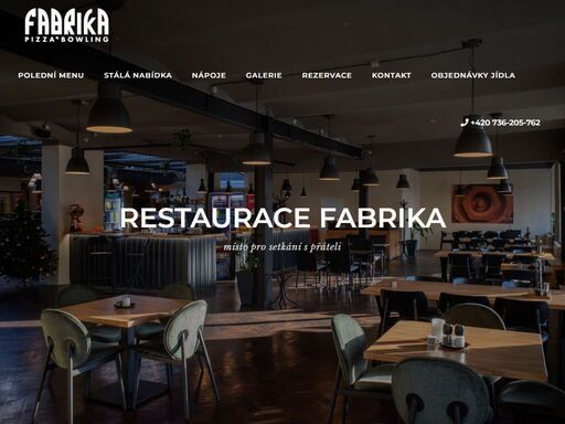 restaurace fabrika v havlíčkově brodě nabízí jedinečný zážitek spojený s originální italskou kuchyní, poctivými jídly bez chemie a aditiv, a zábavou v podobě bowlingu. umístěná v prostorách staré textilní továrny, restaurace fabrika vyniká moderním industriálním designem a příjemnou atmosférou. naše nabídka zahrnuje kvalitní italskou pizzu pečenou v originální peci na dřevo, předkrmy, saláty, pastu, steaky i burgery. restaurace je bezbariérová a umožňuje platbu platebními kartami i stravenkami. navštivte nás na adrese beckovského 2045, 580 01 havlíčkův brod, a užijte si skvělý gastronomický zážitek.