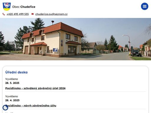 nacházíme se v okrese hradec králové se zhruba 260 obyvateli. v obci funguje mš, zdravotní středisko, kadeřnictví, potraviny a hostinec. působí zde sdh.