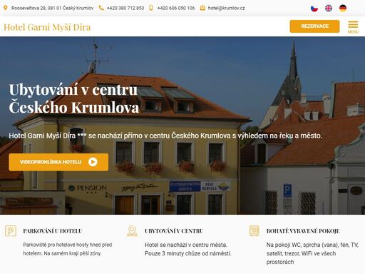 hotel garni myší díra *** se nachází přímo v centru českého krumlova s výhledem na řeku a město a parkováním u hotelu. rezervujte si svůj pokoj.