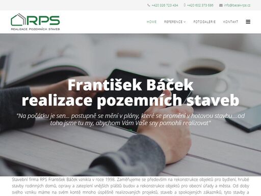 rekonstrukce objektů pro bydlení, hrubé stavby rodinných domů, opravy a zateplení vnějších plášťů budov a rekonstrukce objektů pro obecní úřady a měst.
