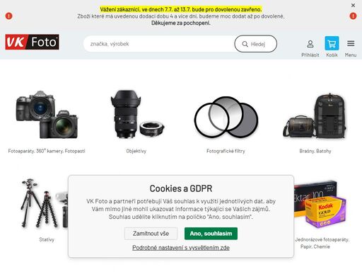 vk foto | digitální fotoaparáty nikon, pentax. dalekohledy, dálkoměy. brašny lowepro a další...