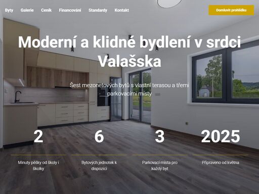 šest mezonetových bytů s vlastní terasou a třemi parkovacími místy
