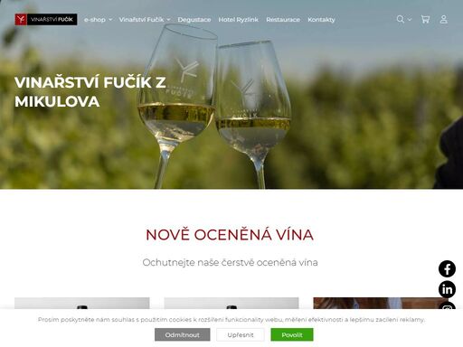 naše vinařství vám nabízí přírodní vína zrozená mikulovem, chutné degustace v autentické atmosféře vinného sklepa a relax v nově otevřeném wine wellness hotelu ryzlink.