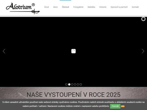 šermířská vystoupení z dob bájných vikingů, rytířského středověku a elegantního baroka i pořádání historických akcí.