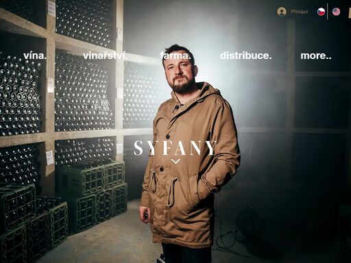 hrozny z vrbice, bednář z čejkovic, dřevo ze ždánického lesa - to je vinaření jakuba zborovského a jeho přesvědčení o pravém terroir v rádiu 20 km.
naturální vína syfany.