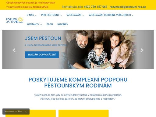 již přes 20 let fungujeme jako nezisková organizace, která pracuje s pěstounskými rodinami a zároveň podporuje a rozvíjí myšlenku náhradní rodinné péče v čr. cílem naší činnosti je vytváření provázané struktury podpůrných aktivit pro pěstounské rodiny a děti vyrůstající v náhradní rodinné péči.