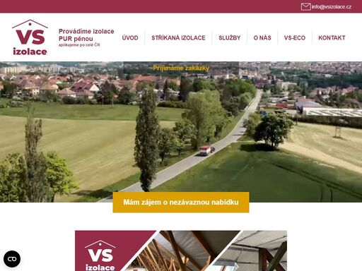 stříkaná izolace pěnou - izolace pur pěnou.