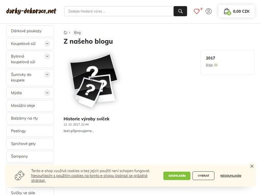 objavte kouzlo ručně vyráběných svíček a autentické přírodní kosmetiky, které oživí vaši pleť i duši. naše široká škála produktů od koupelových solí a šumivých bomb, přes masážní oleje, až po luxusní přírodní mýdla, peelingy, balzámy na rty, sprchové gely a šampony je navržena pro milovníky kvality a udržitelnosti. připojte se k naší komunitě a začněte svou cestu k přirozeně krásné pokožce s naší exkluzivní nabídkou ručně vyráběné kosmetiky. 