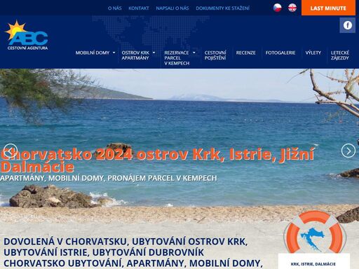 netradičně, s porcí prázdninové svobody a volnosti. stany, karavany a mobilní domy na pobřeží kempu.  slevy až 17% a děti zdarma. apartmány s termínem na míru.