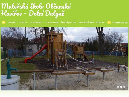 o škole