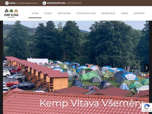 poloha kempu nabízí nejen sjíždění vltavy, ale i výlety na kole či autem do nedalekých měst jako jsou český krumlov, rožmberk nad vltavou, vyšší brod či lipno.
