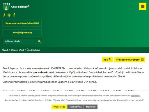 obec leží v nížinné části okresu rychnov nad kněžnou, královehradeckého kraje na okraji orlické tabule a úpatí orlických hor v nadmořské výšce kolem 260 - 270 m.