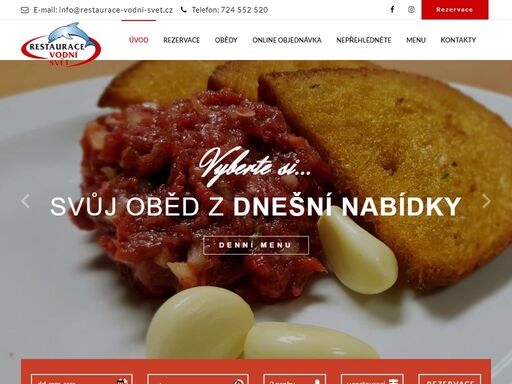 kolínská restaurace s cukrárnou, terasou a barem u bazénu v areálu vodního světa kolín.