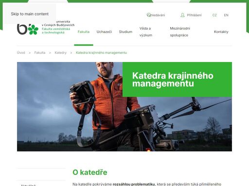 fzt ju poskytuje vysokoškolské vzdělání ve všech stupních studia. fakulta také intenzivně spolupracuje s podnikatelským sektorem v oblasti poradenství a smluvního výzkumu.