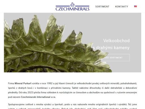 velkoobchod nabízející světové minerály, polodrahokamy, meteority a zkameněliny, šperky z drahých kovů, vltavínové šperky, originální dřevořezby…