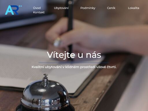 pension a + r vám nabízí ubytování v klidné vilové čtvrti bolevec. pension je vzdálen asi 5 km od centra města směrem na most. pension je samostatně stojící.