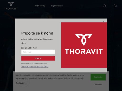 český obchod se sportovní výživou a fitness zařízením, prodej doplňků stravy pod vlastní značkou thoravit.