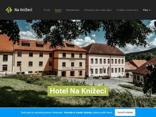 díky skvělé lokalitě hotelu ve městě husinec, v těsné blízkosti brány do šumavy, je hotel skvělým místem pro vaší tuzemskou dovolenou. bývalý schwarzenberský hostinec je tradičním místem kulturního dění tohoto malého městečka, umístěného v krásné krajině šumavského podhůří.