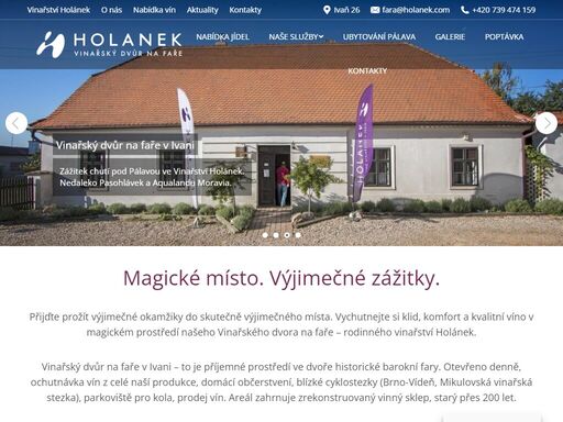 přijďte oslavit výjimečné okamžiky do výjimečného místa. vychutnejte si kvalitní víno v magickém prostředí vinařského dvora na faře – rodinného vinařství holánek.