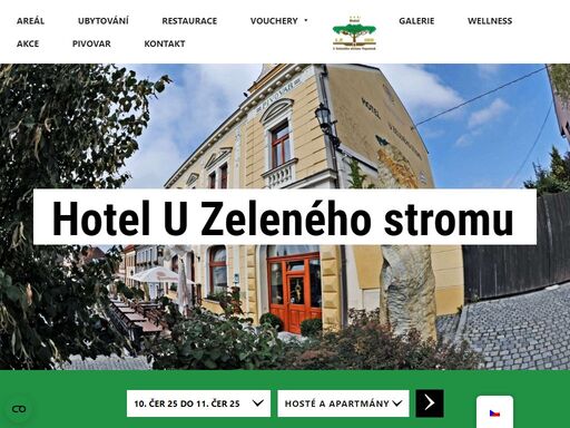 areál „u zeleného stromu“ je umístěn na historickém náměstí města nepomuk, rodišti sv. jana nepomuckého.