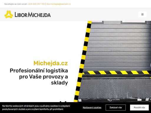 pozemním značení skladů, parkovišť a komunikací. jedná se o barvu, která je určená pro značení komunikací, ke které samozřejmě dodáme i certifikáty kvality.