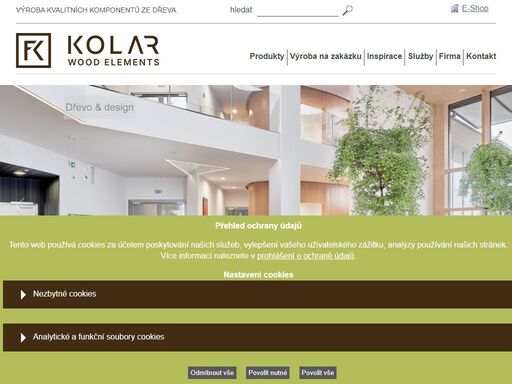 našim zákazníkům nabízíme široký výběr výrobků ze dřeva: lišty, madla a příslušenství k nim, designové desky a obkladové panely, ozdobné a větrací mřížky, vyřezávané lišty, řezby, rámy, výrobu ze dřeva na zakázku...