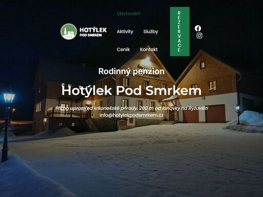 rodinný penzion hotýlek pod smrkem přímo uprostřed krkonošské přírody, 200 m od lanovky na rýžovišti. ubytování, wellness, společenská místnost a herna