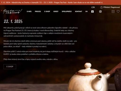 ve snaze porozumět jednomu z nejstarších řemesel, prozkoumávám každý den neuvěřitelně pestrý svět hlíny a hrnčířiny.