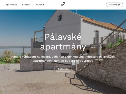 ubytování v pavlově s výhledem na jezero, soukromou terasou a prémiovým vybavením. pálavské apartmány – ideální pro páry, rodiny i přátele.