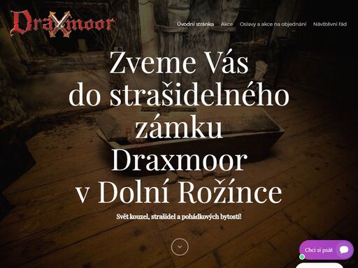 strašidelný zámek draxmoor na vysočině je super místem pro výlet. pobavíme tě i vystrašíme. na výlet se klidně vyprav s rodinou, nebo partičkou člověčích či strašidelných přátel. kdo se bojí, může na míň strašidelnou prohlídku, kdo ne tak na klasickou a pro ty fakt divný, jsou v programu i dvě noční prohlídky. jsme na vysočině, kousek od nové město na moravě.