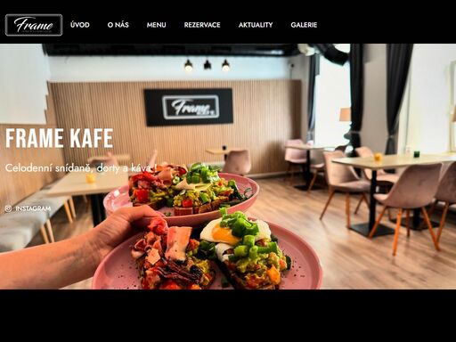 coffee & hookah lounge, bar s vodní dýmkou v centru města písek