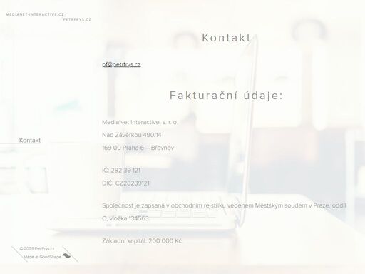 on-line médiím se věnuji od roku 2001. zkušenosti jsem sbíral jak na straně producentů obsahu (centrum.cz, seznam.cz), tak na straně agentur. mimo jiných jsem pracoval například pro t-mobile, electronic arts, finep, saab či yoplait. vystudoval jsem mediální studia a žurnalistiku, sociologii a marketingovou komunikaci.