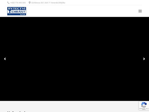 zhotovíme vám podle vašeho přání popisy na reklamní předměty, tabule i tabulky informačního systému, ale i mosazné štočky, litery pro knihaře nebo složitější plastiky a modely.