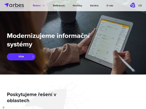 softwarová řešení pro finanční instituce, obchodní společnosti a zdravotnické subjekty
