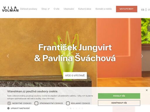 klenot českého funkcionalismu továrníka josefa volmana. vila je ojedinělou realizací meziválečné moderny a záměrnou poctou le corbusierovi. přijďte se podívat na klenot českého funkcionalismu, který najdete pár minut od prahy.