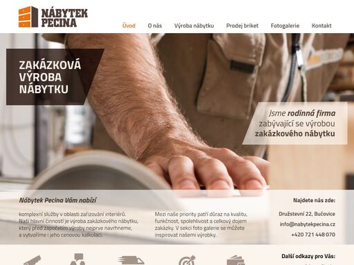 naší hlavní činností je výroba zakázkového nábytku, který před započetím výroby nejprve navrhneme, a vytvoříme i jeho cenovou kalkulaci.