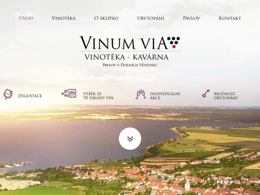 zveme vás do nově zrekonstruovaného vinné-ho sklepu s nabídkou toho nejlepšího od místních malých a menších vinařů.