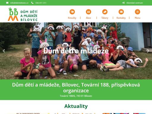 zajišťujeme výchovnou, vzdělávací a rekreační činnost dětí, mladých lidí i dospělých -
vytváříme podmínky pro uspokojení zájmů v nejrůznějších oborech, od sportu po umělecké
aktivity, od techniky a přírodních věd po společensko-vědní obory.