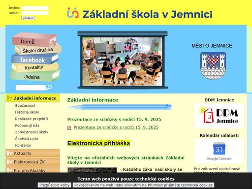 základní škola jemnice je moderně vybavená škola sestávající ze staré zástavby a nové přístavby.zš jemnice má vlastní knihovnu pro učitele i knihovnu pro žáky. součástí školy je i malá horolezecká stěna, stoly na stolní tenis a půjčova lyží.