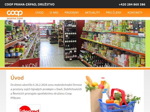 družstvo provozuje maloobchodní činnost ve 4 přímo řízených prodejnách a nabízí široký sortiment potravinářského, drogistického a doplňkově i průmyslového zboží, včetně krmení pro domácí mazlíčky. zákazníkům též nabízíme zboží vlastní značky – coop.