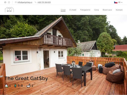 chata the great gat$by se nachází v klidné okrajové části obce radošov. chata stojí na vlastním oploceném pozemku, odkud je nádherný výhled na řeku ohři a doupovské hory. chata disponuje dvěma ložnicemi v patře, v přízemí je pak obývací pokoj s kuchyní, koupelna s wc a předsíňka. hosté mohou využít venkovní posezení na prostorné terase. svým...