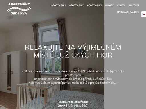 zrekonstruovaná nádražní budova z roku 1869 nabízí netradiční ubytování v prostorných apartmánech s výhledem do krásné přírody lužických hor. milovníci železnice ocení pohled na kolejiště s projíždějícími vlaky...