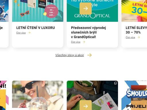 malé vnitřní nákupní centrum nabízející obchody s módou, jídlem i elektronikou, kino a restaurační zónu.