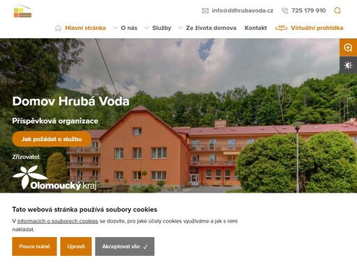 posláním domova hrubá voda je poskytování pobytových služeb seniorům, zajištění důstojného, aktivního a bezpečného života, poskytování takové podpory a pomoci, aby mohli i nadále vést plnohodnotný a kvalitní život.